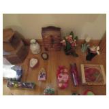 Miscellaneous home decor. See photo...