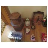 Miscellaneous home decor. See photo...