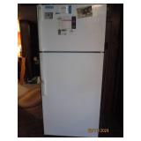 GE refrigerator and top section fre...