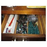 All home decor, small kitchen appli...