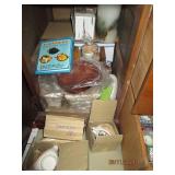 Content of lower drawers and cabine...