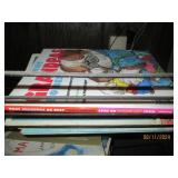 Vintage Metal freestanding book rac...