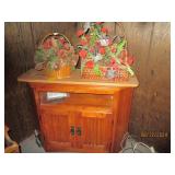 Wood 2-door corner tv/multimedia st...