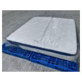 Molblly Pillow Top King Mattress - MRSP$ 1,000.00 - No Reserve