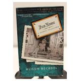 Fun Home: A Family Tragicomic by Alison Bechdel