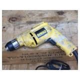 Dewalt DW106 3/8" Electric Drill - Sounds Good