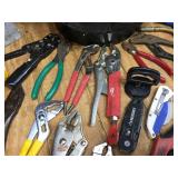 Husky Tool Bucket FULL of Tools - Nice!