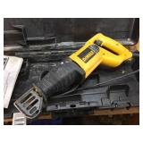Dewalt DW303M Reciprocating Saw With Case