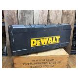 Dewalt DW303M Reciprocating Saw With Case