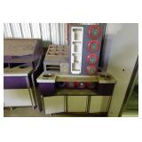 Fast Food Restaurant Trash Cabinet and Distribution Station