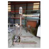 512A Manual Material Lift