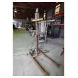 512A Manual Material Lift