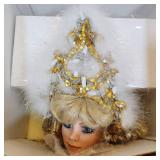 Welden Museum Of Fine Collectibles She Lights Up