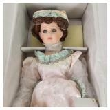 Court Of Dolls Porcelain Elizabeth & Betsy 902/5000