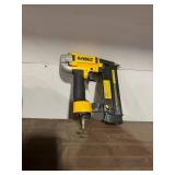 DEWALT 18-Gauge Pneumatic Brad Nailer Customer Returns See Pictures