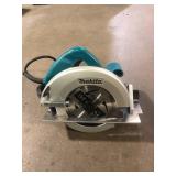 Makita 7-1/4 in. 15 Amp Corded Circular Saw with Dust Port 2 LED Lights 24T Carbide Blade Customer Returns See Pictures