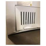 Magic Chef 5.0 cu. ft. Chest Freezer in White Slight Damage Customer Returns See Pictures