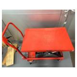 IRONTON 1000 LB Hydraulic Table