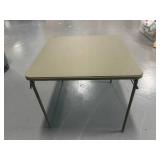 Folding Table (33-1/2" x 33-1/2"