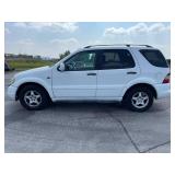 2000 Mercedes-Benz M-Class ML 320 - AWD