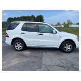 2000 Mercedes-Benz M-Class ML 320 - AWD