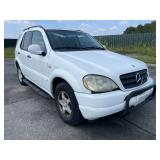 2000 Mercedes-Benz M-Class ML 320 - AWD
