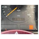 2000 Mercedes-Benz M-Class ML 320 - AWD