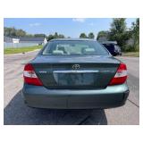 2002 Toyota Camry LE - 1 OWNER! - MANUAL