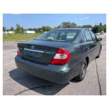 2002 Toyota Camry LE - 1 OWNER! - MANUAL