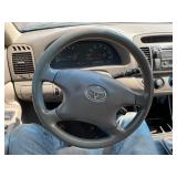 2002 Toyota Camry LE - 1 OWNER! - MANUAL