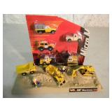 ORIGINAL! - VINTAGE 1997 Mattel CAT Machines Series 1 with MICRO MACHINES CITY CONSTRUCTION CREW - GREAT SET! - NICE! - SEE PICTURES!