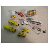 ORIGINAL! - VINTAGE 1997 Mattel CITY STREETS Series 1 with MICRO MACHINES / FIGURES - GREAT SET! - NICE! - SEE PICTURES!