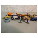 ORIGINAL! - VINTAGE CONSTRUCTION MICRO MACHINES with FIGURES - GREAT SET! - NICE! - SEE PICTURES!