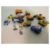 ORIGINAL! - VINTAGE CONSTRUCTION MICRO MACHINES with FIGURES - GREAT SET! - NICE! - SEE PICTURES!
