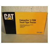 NEW OLD STOCK! - VINTAGE ERTL 1/16 SCALE DIE-CAST CAT Caterpillar 2-TON Track-Type Tractor - IN BOX! - AWESOME PIECE! - NICE! - SEE PICTURES!
