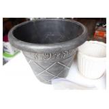 Flower Pots and Wood Dowels