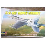 Vintage Revell Model Airplane F/A-18E Super Hornet NIB