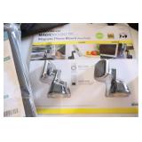 Auto Seat Covers-Radio AM-FM Cd Player Receiver-Scosche Magic Mount Magnetic Phone Mount