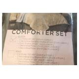 Queen Size Comforter Set   90" x 90"