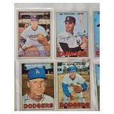 Lot of 20 Topps 1967 Vintage Baseball Cards