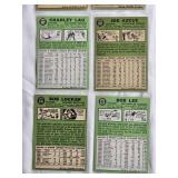 Lot of 20 Topps 1967 Vintage Baseball Cards