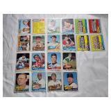 Lot of 20 Topps 1965 Vintage Baseball Cards