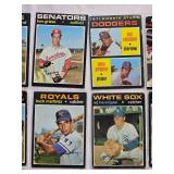 Lot of 20 Topps 1971 Vintage Baseball Cards