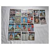 Lot of 20 Topps 1971 Vintage Baseball Cards