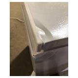 Magic Chef 7.0 cu. ft. Chest Freezer in White Slight Damage Customer Returns See Pictures