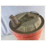 (CS) Vintage 6 Gallon Snowbil Gasol...