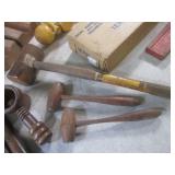 (EW3) Assorted Vintage...