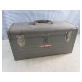 (EW4) Craftsman 18" Metal Tool Box...