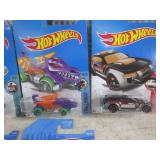 (EC1) Assorted Hot Wheels in Packag...