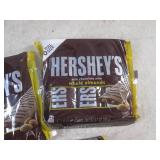 (B-3) 18 Full Size Hersheys Milk Ch...